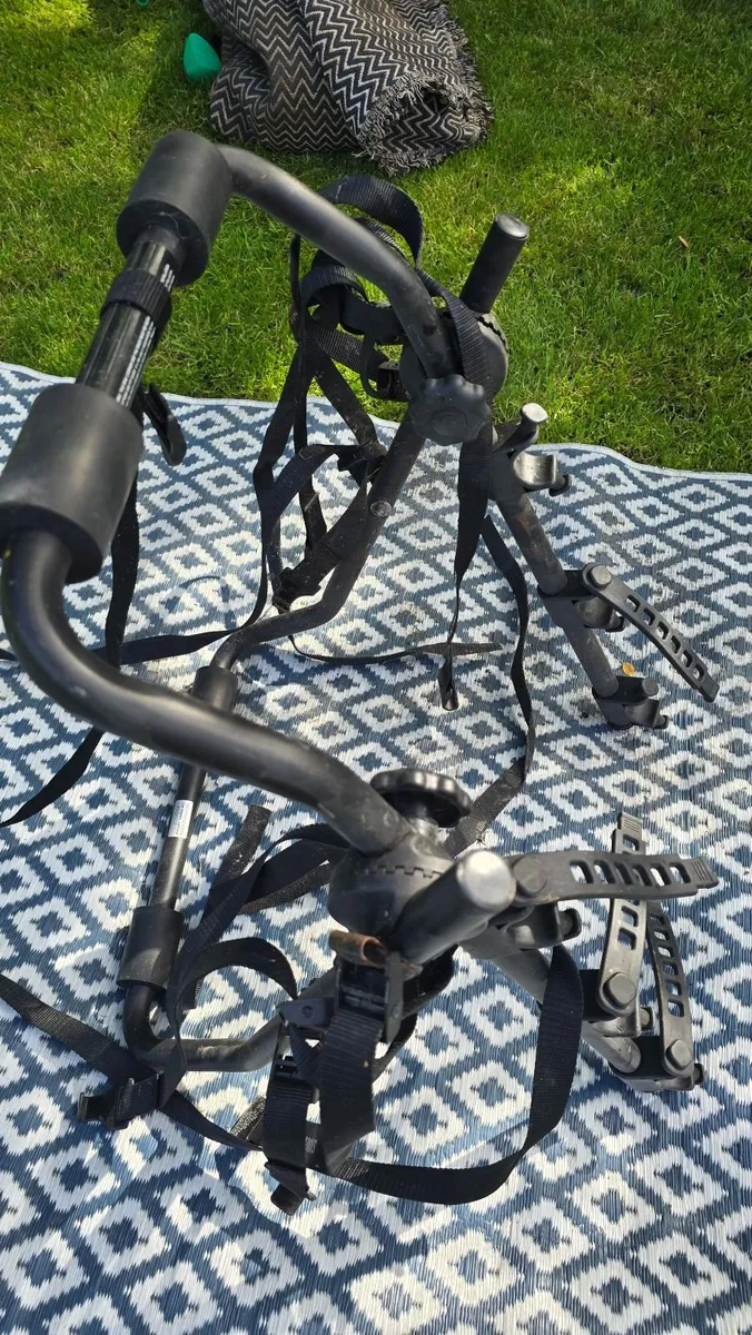 Hollywood Express  3-Bike Car Boot Rack Black - Image 4