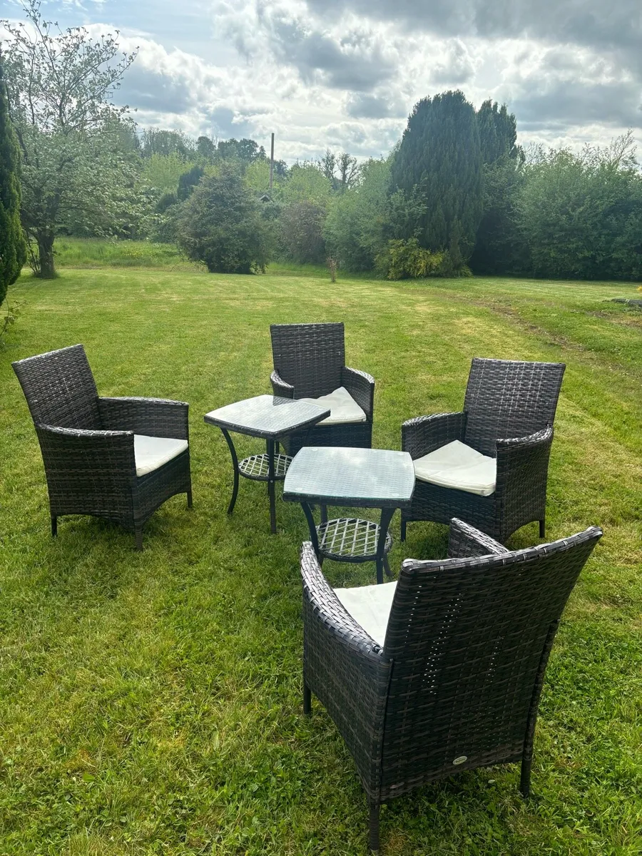 Outdoor furniture with 4 chairs - Image 3