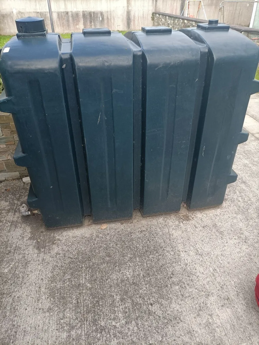 Free Oil tank - Image 2