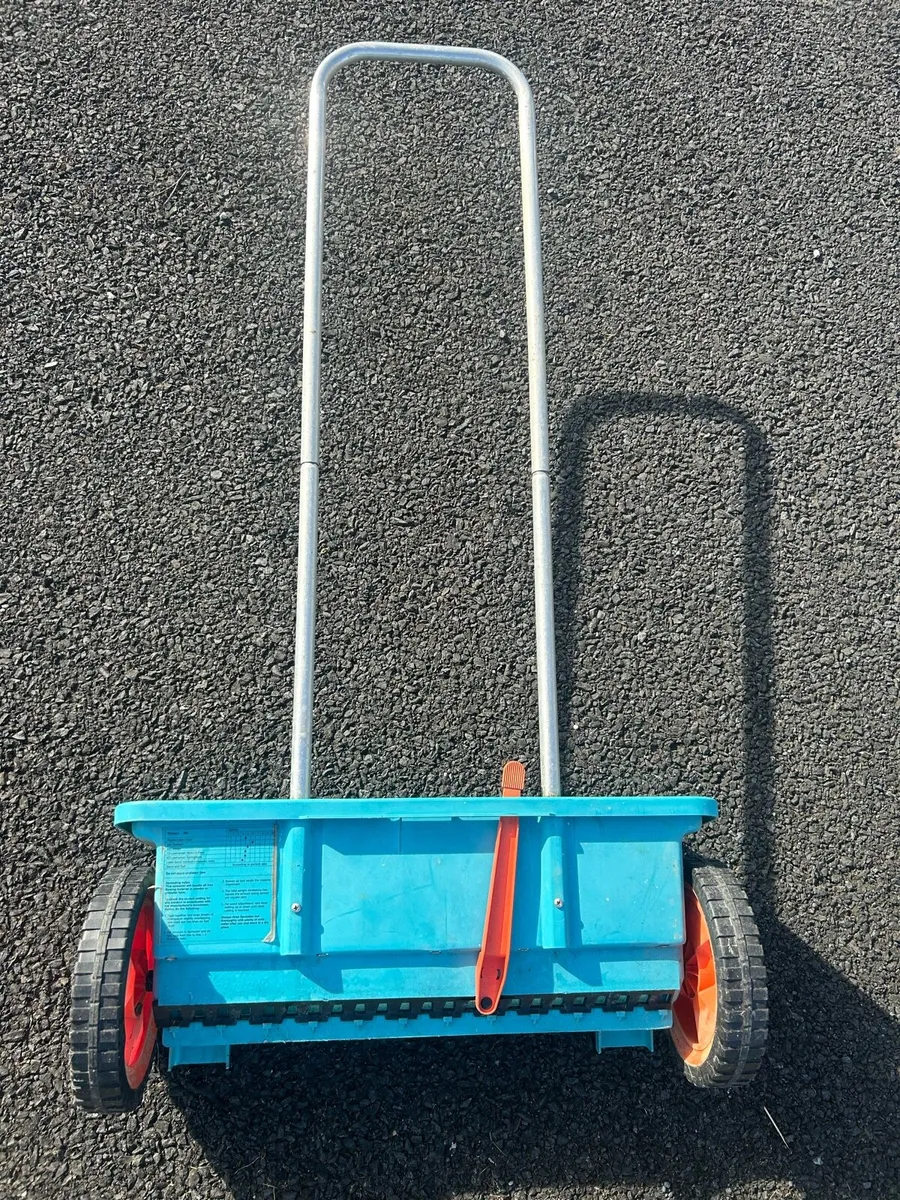 Gardena spreader 12.5L - Image 4