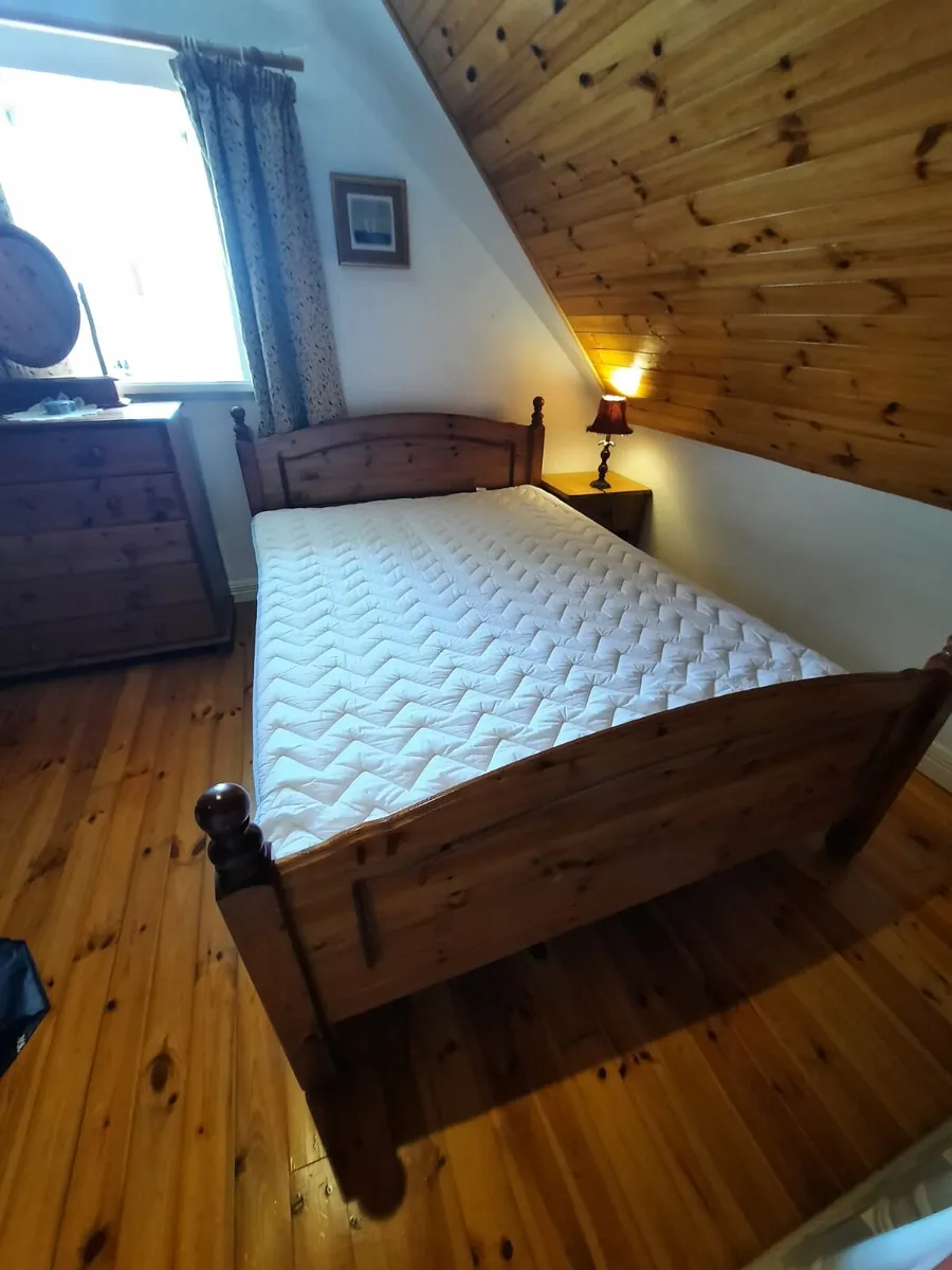 Double pine  bed - Image 2