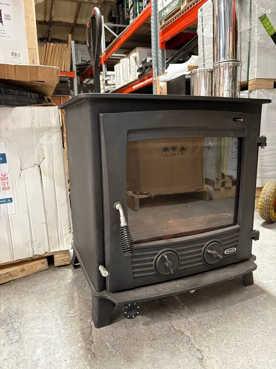 Henley Druid 25 boiler stove - Image 1