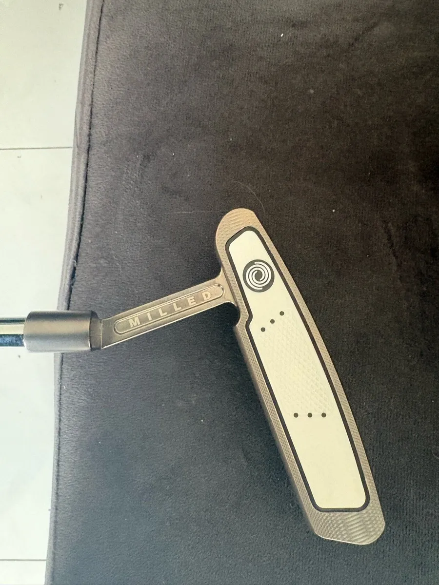 Golf putter - Image 1