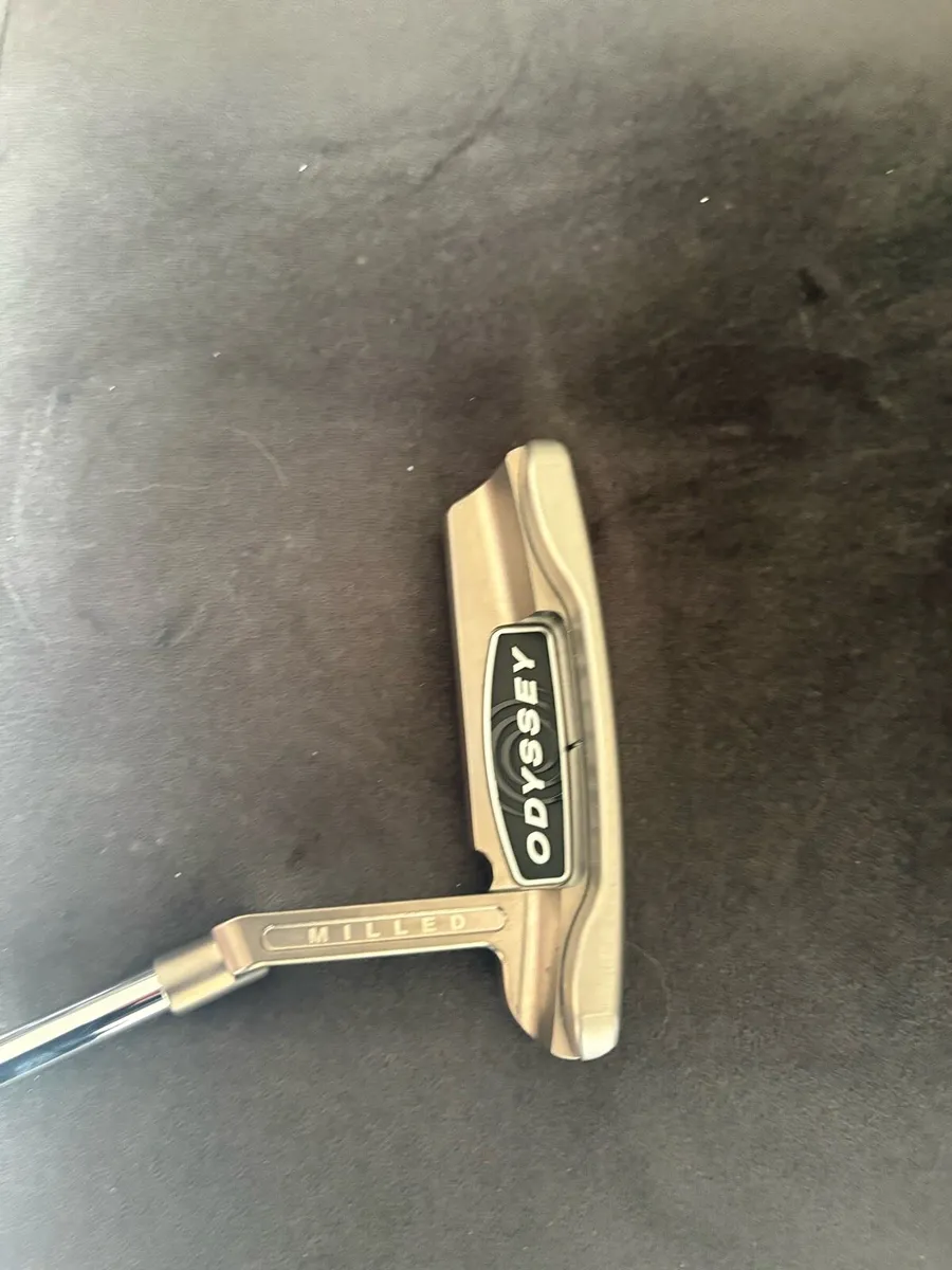 Golf putter - Image 2