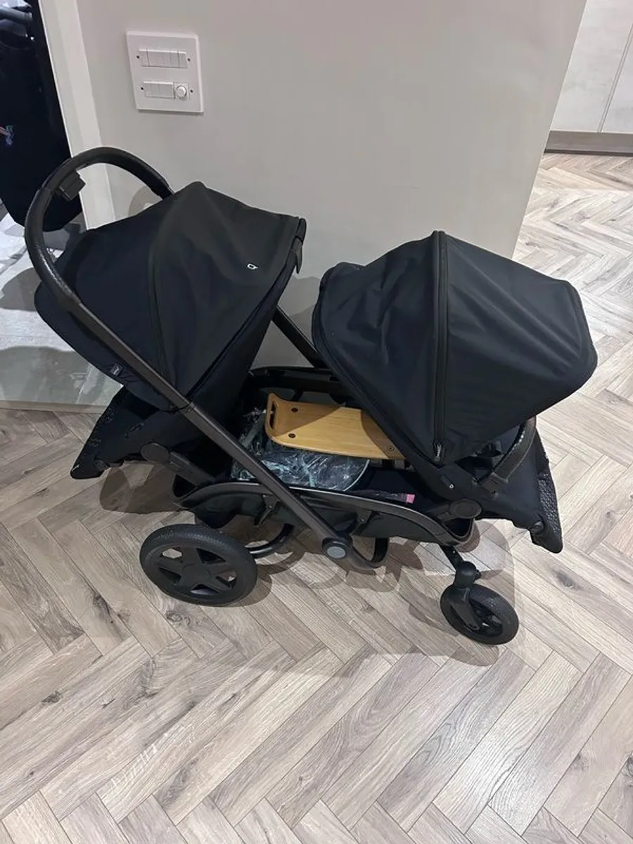 Quinny Hub stroller - Image 1