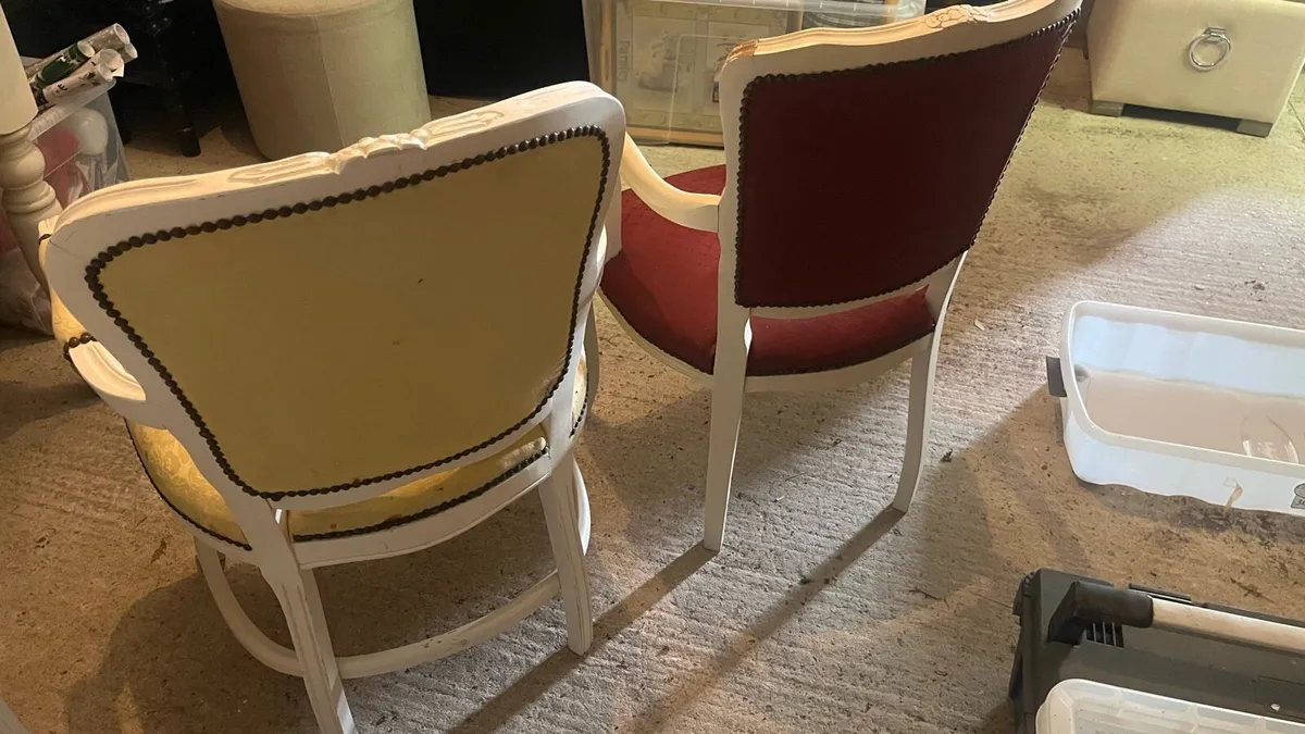 2 chairs - Image 2