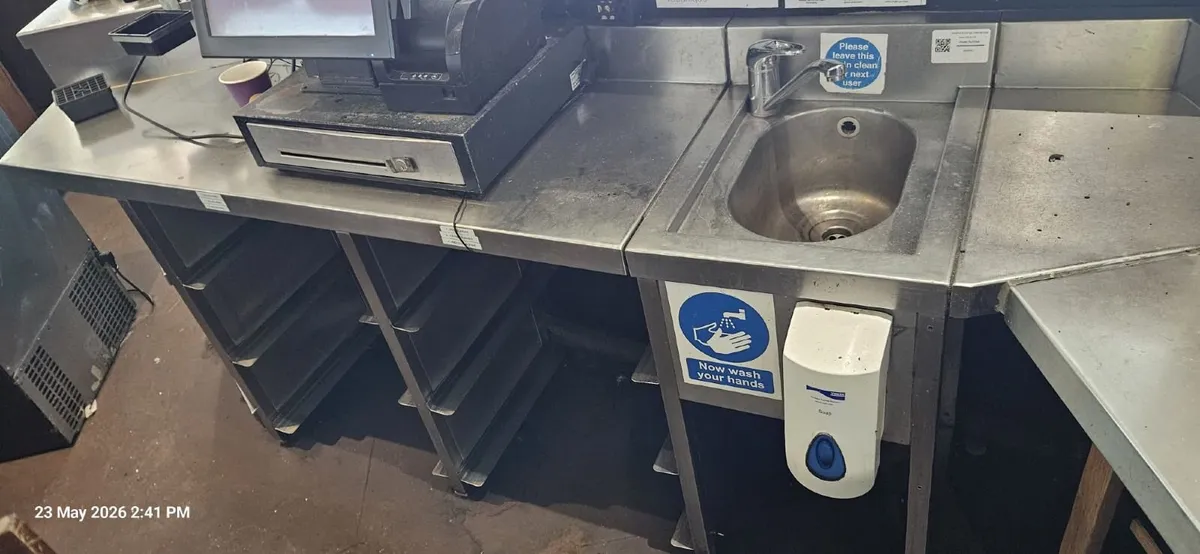 Stainless steel pub, restaurant, bar, counter - Image 1