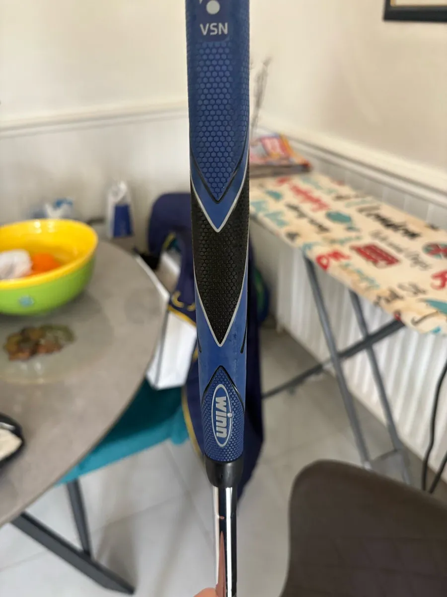 Golf putter - Image 1