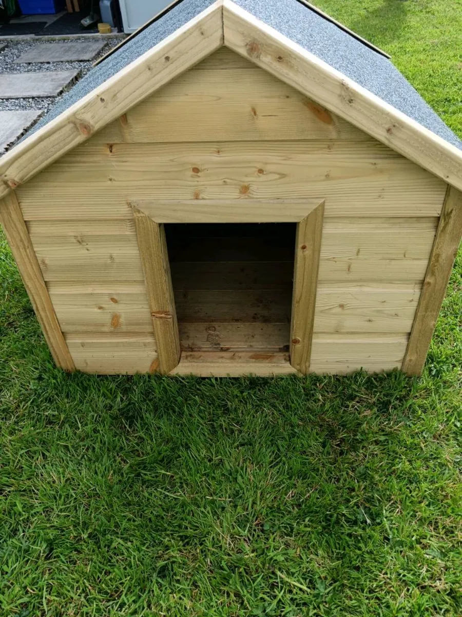 Dog house - Image 1