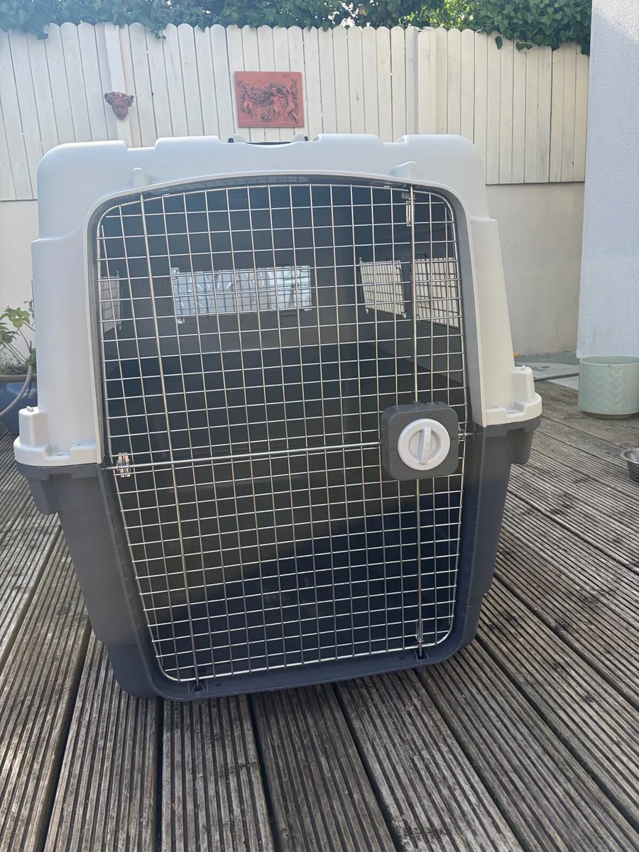 Tip Top Animal Pet Carrier Aviation Crate - Image 1