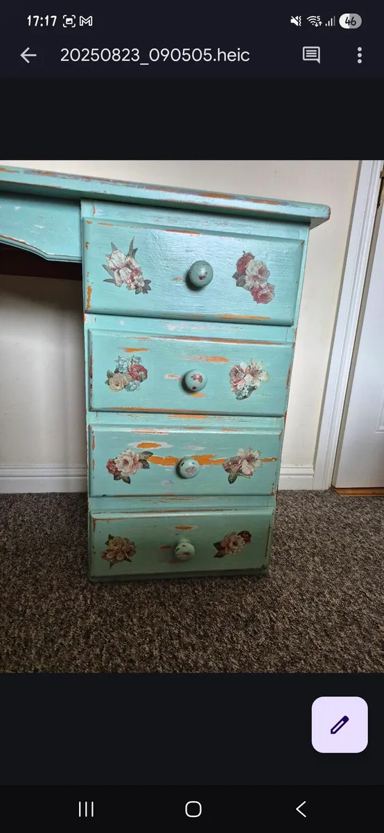 Dressing table with mirror - Image 3