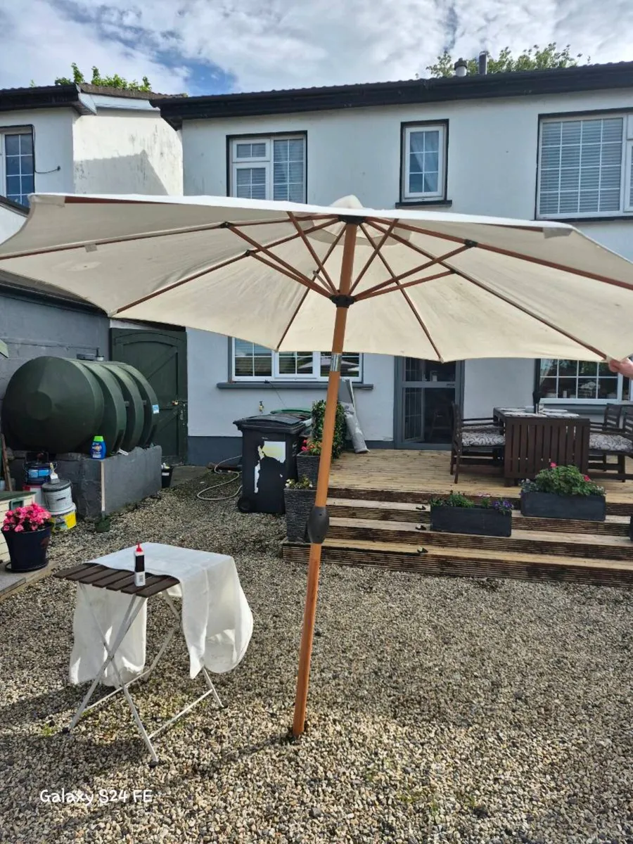 Garden Parasol and Garden Mat - Image 2