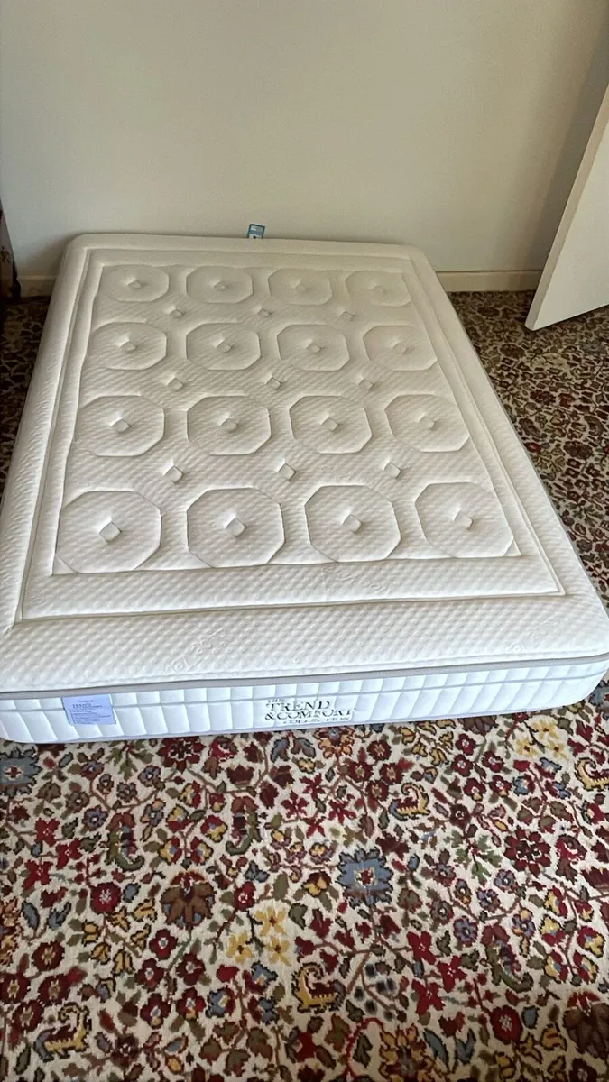 Standard double mattress like new