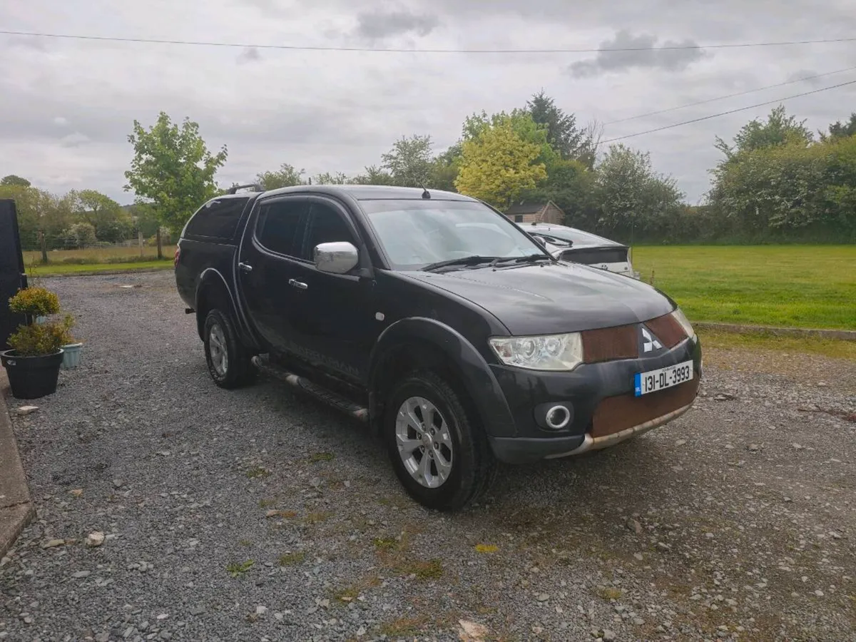 2013 mitsubishi L200 Barbarian - Image 2