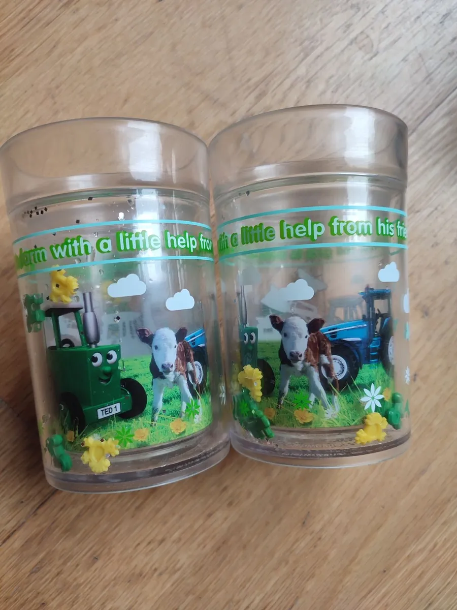Mugs and glass - Image 2