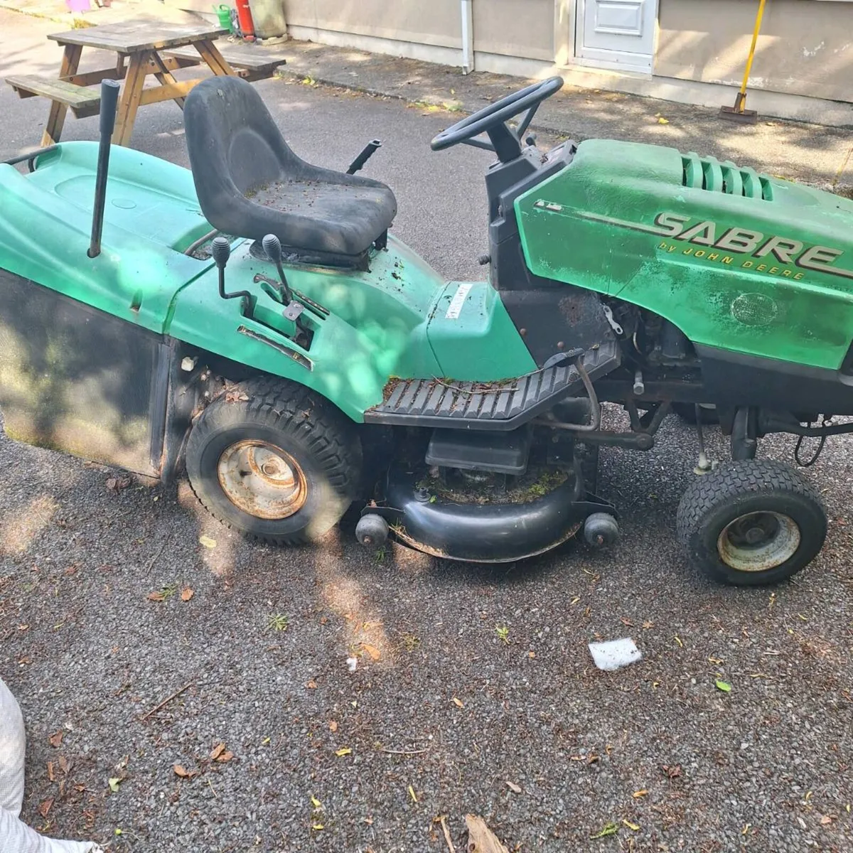 Ride on lawnmower - Image 3