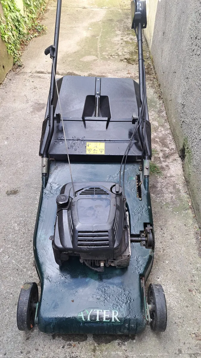 Lawnmower - Image 2