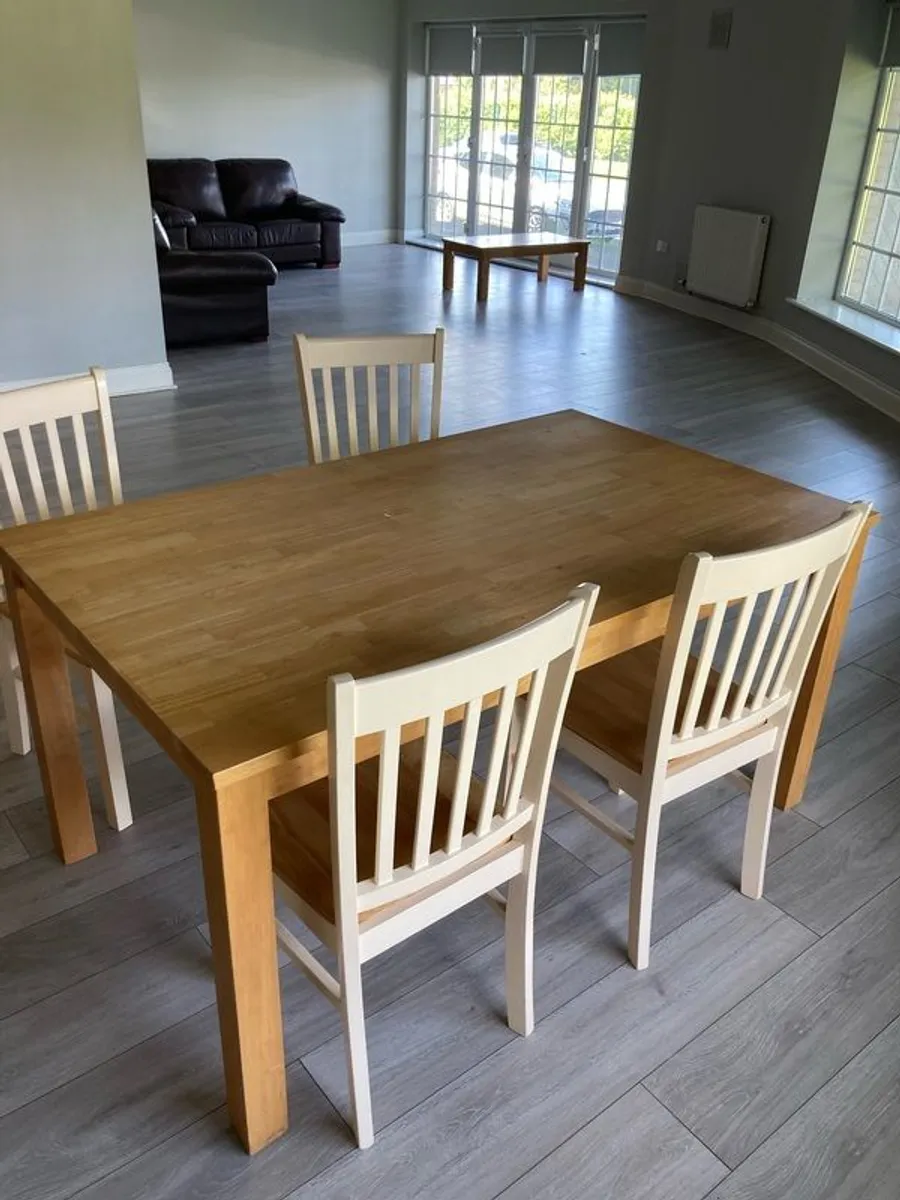 Dining table and 4x chairs - Image 1