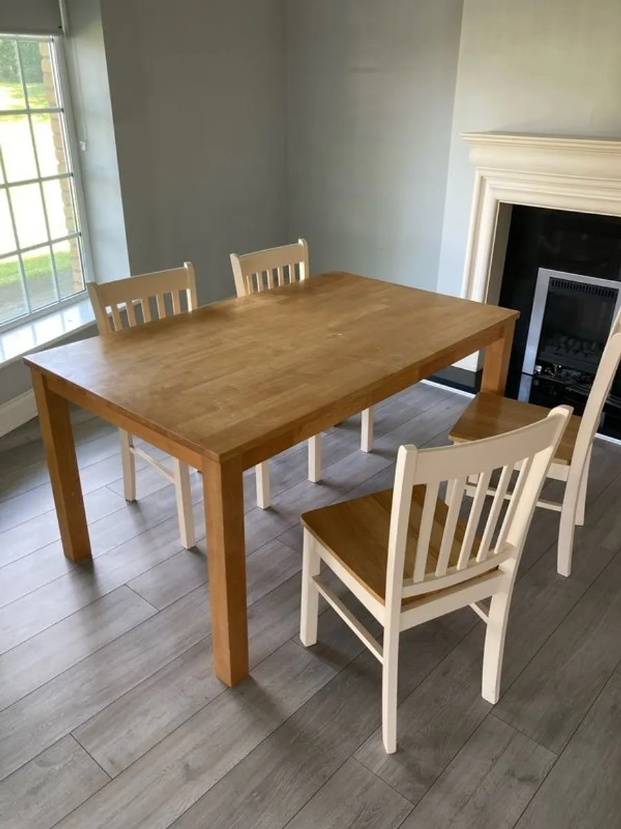 Dining table and 4x chairs - Image 2