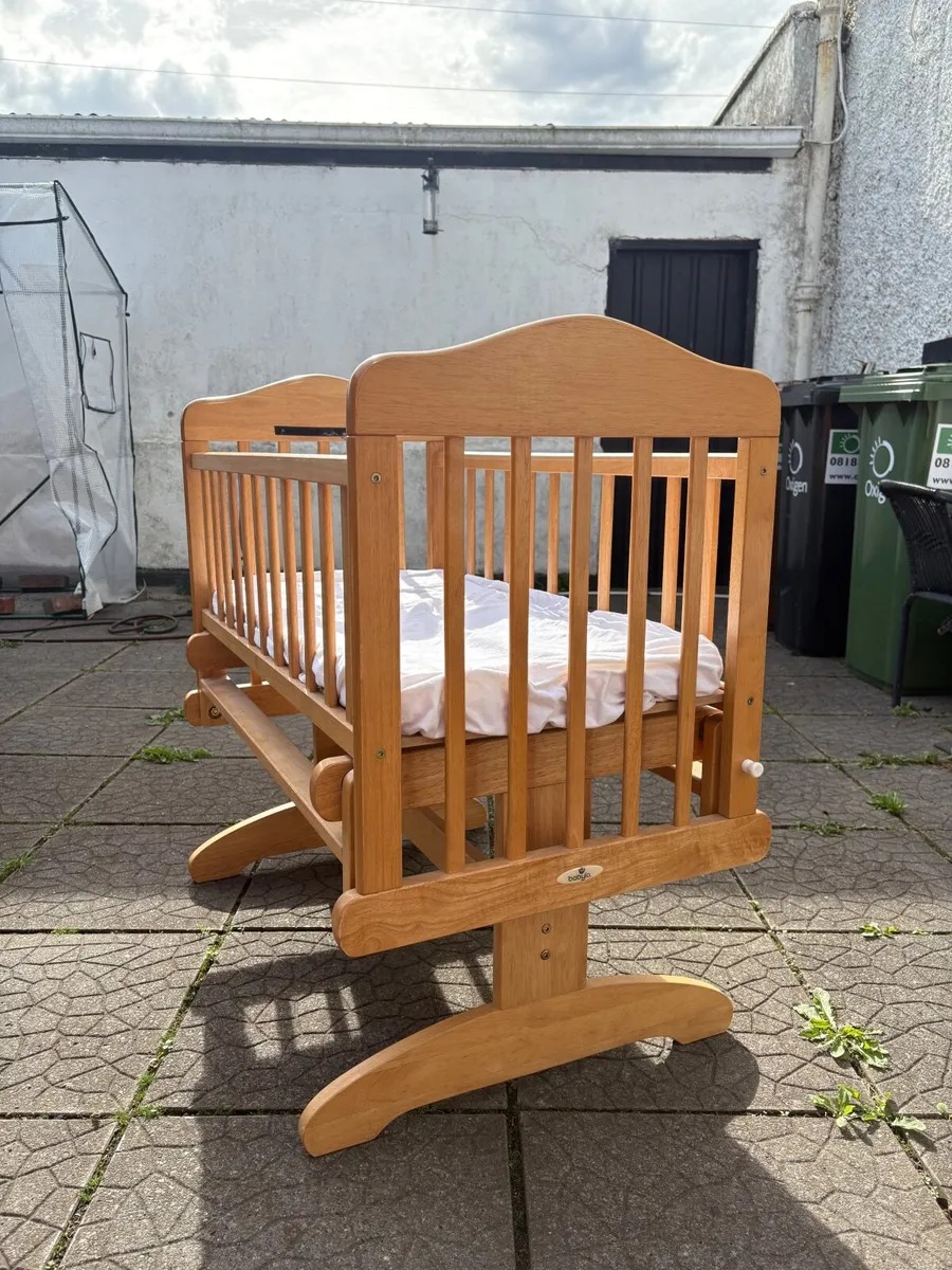 Baby cot - Image 1