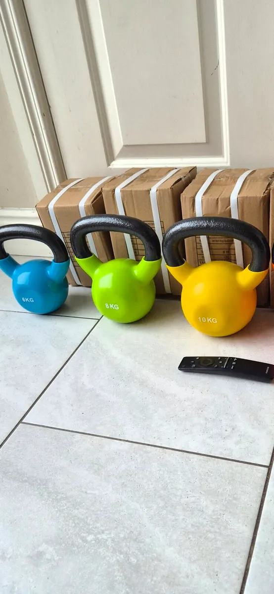 3xbrand new sets of hex dumbbells - Image 1