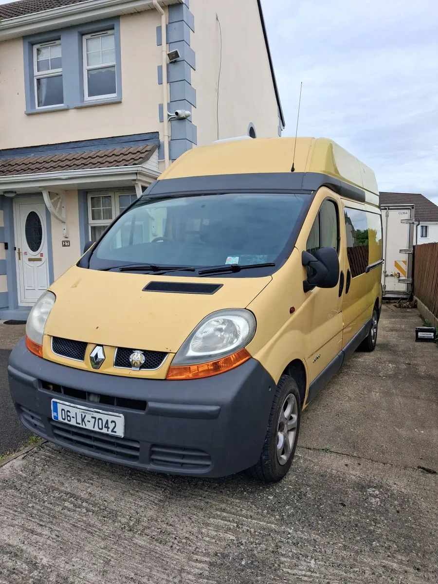Camper - Image 2