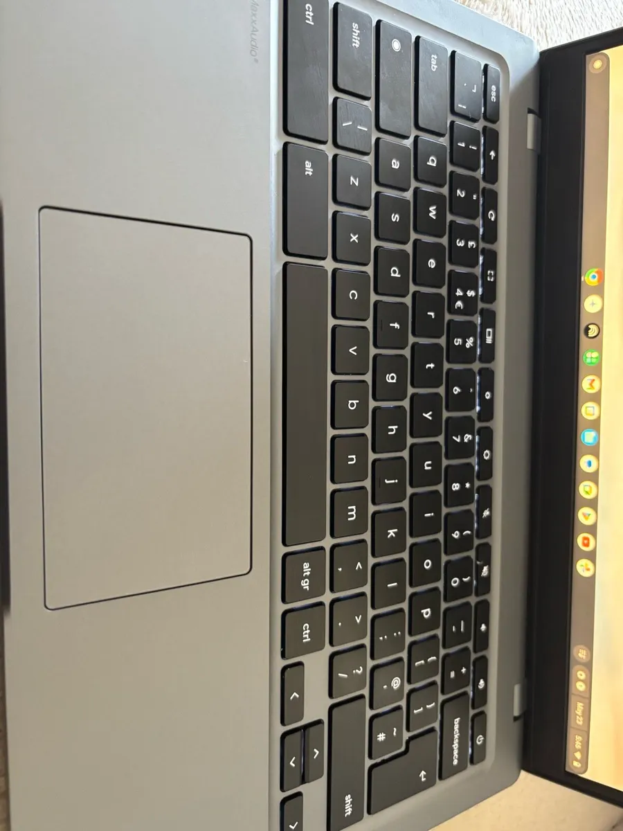 Lenovo Chromebook Plus (Almost New) - Image 3