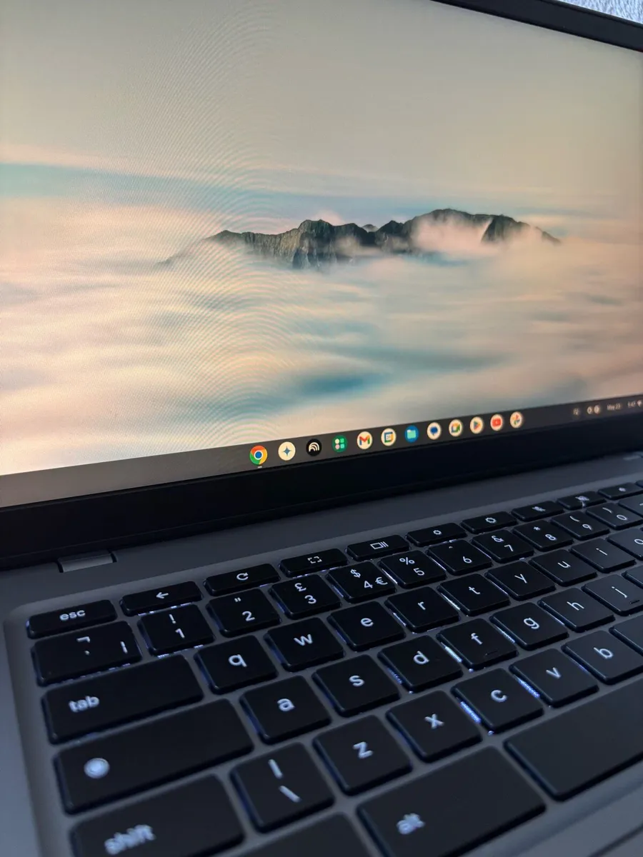 Lenovo Chromebook Plus (Almost New) - Image 4