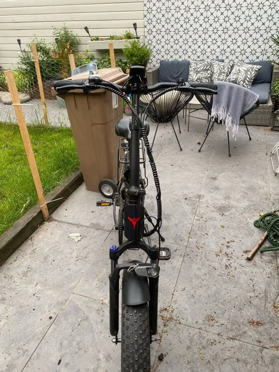 Electric enguie boost folding bike - Image 4