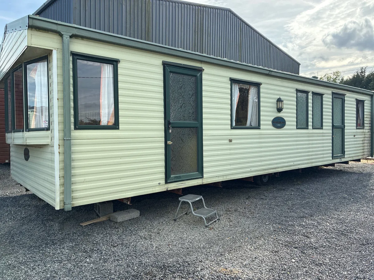 AFFORDABLE 3 BED SINGLE GLAZED 35x12 - Image 2
