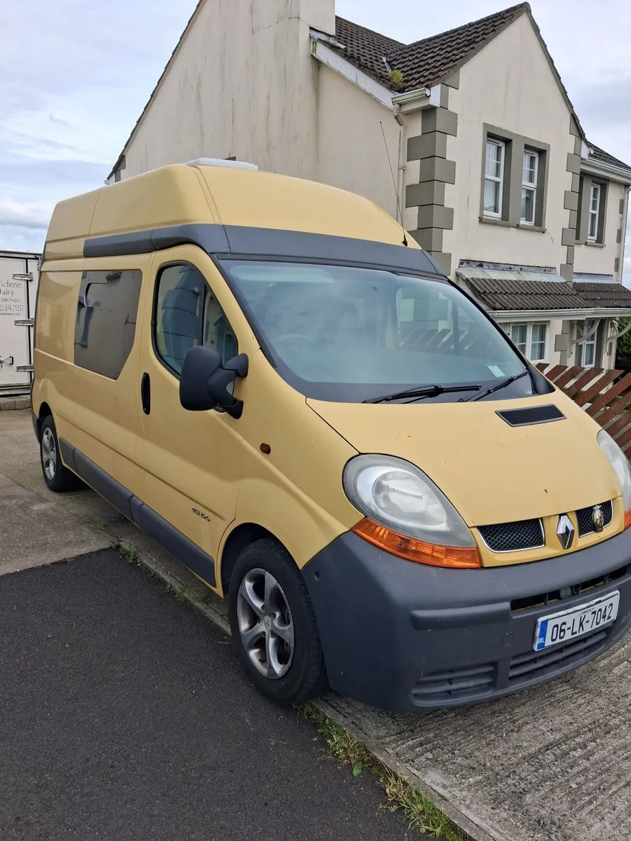 Camper - Image 1
