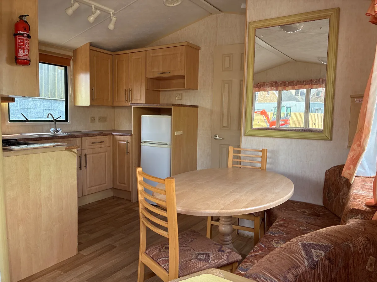 AFFORDABLE 3 BED SINGLE GLAZED 35x12 - Image 4