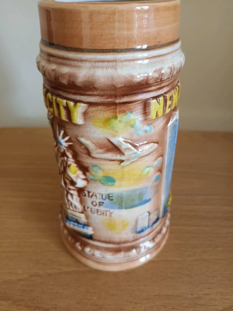 1970's  Vintage  New York City  Stein  Tankard. - Image 4