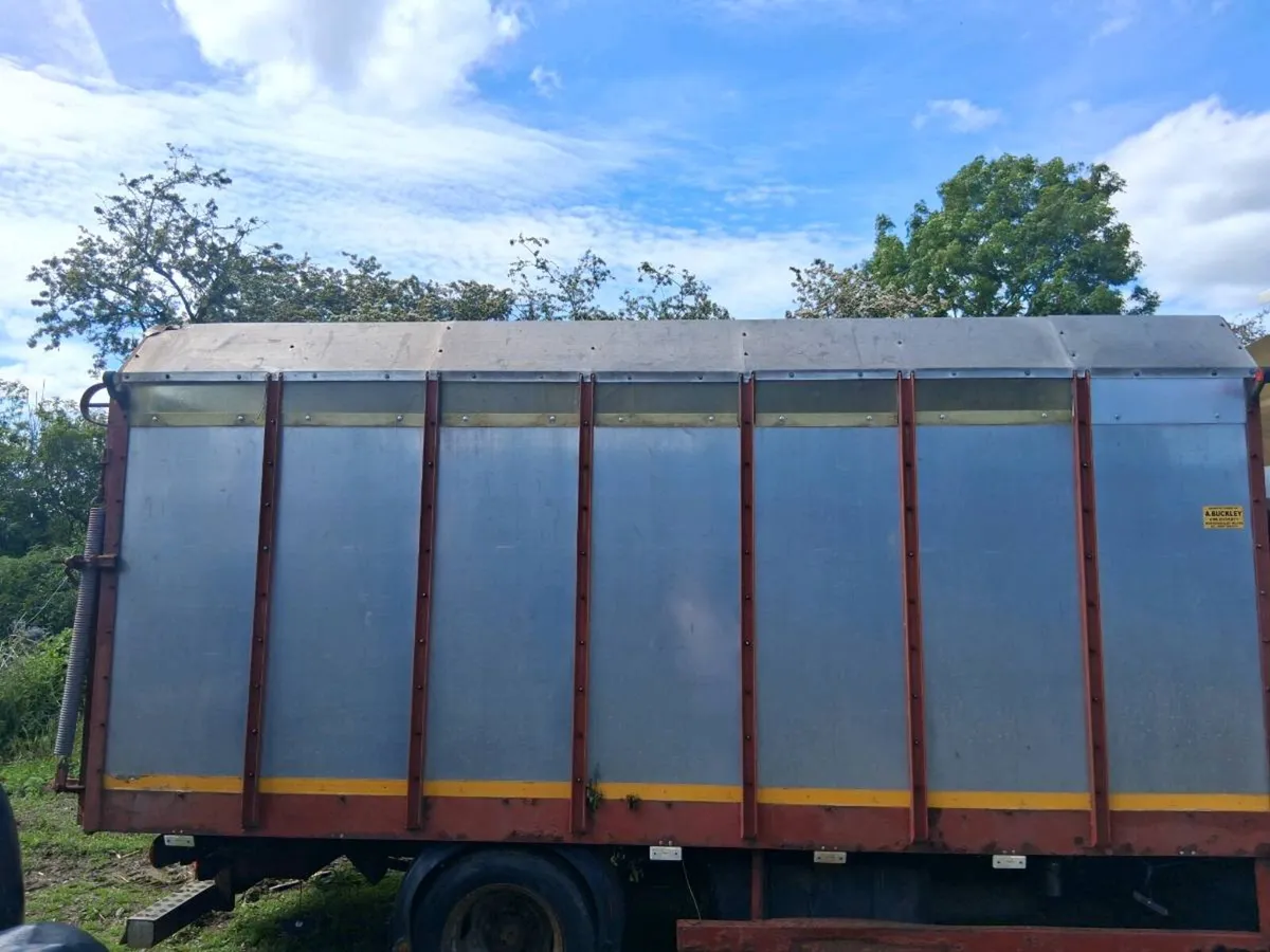 Cattle bodies - Image 2