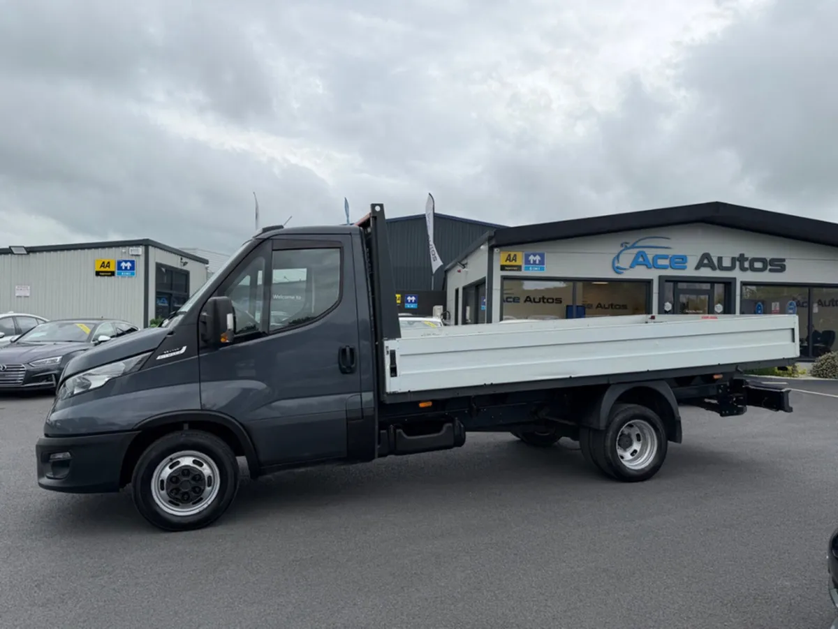 Iveco Daily **DEPOSIT TAKEN** FLATBED 3 SEATS - 2. - Image 3