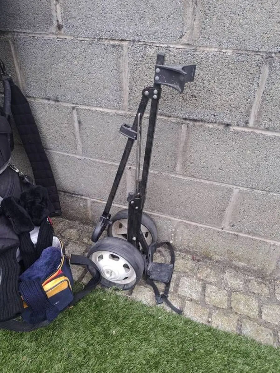 Golf equipment - Image 3