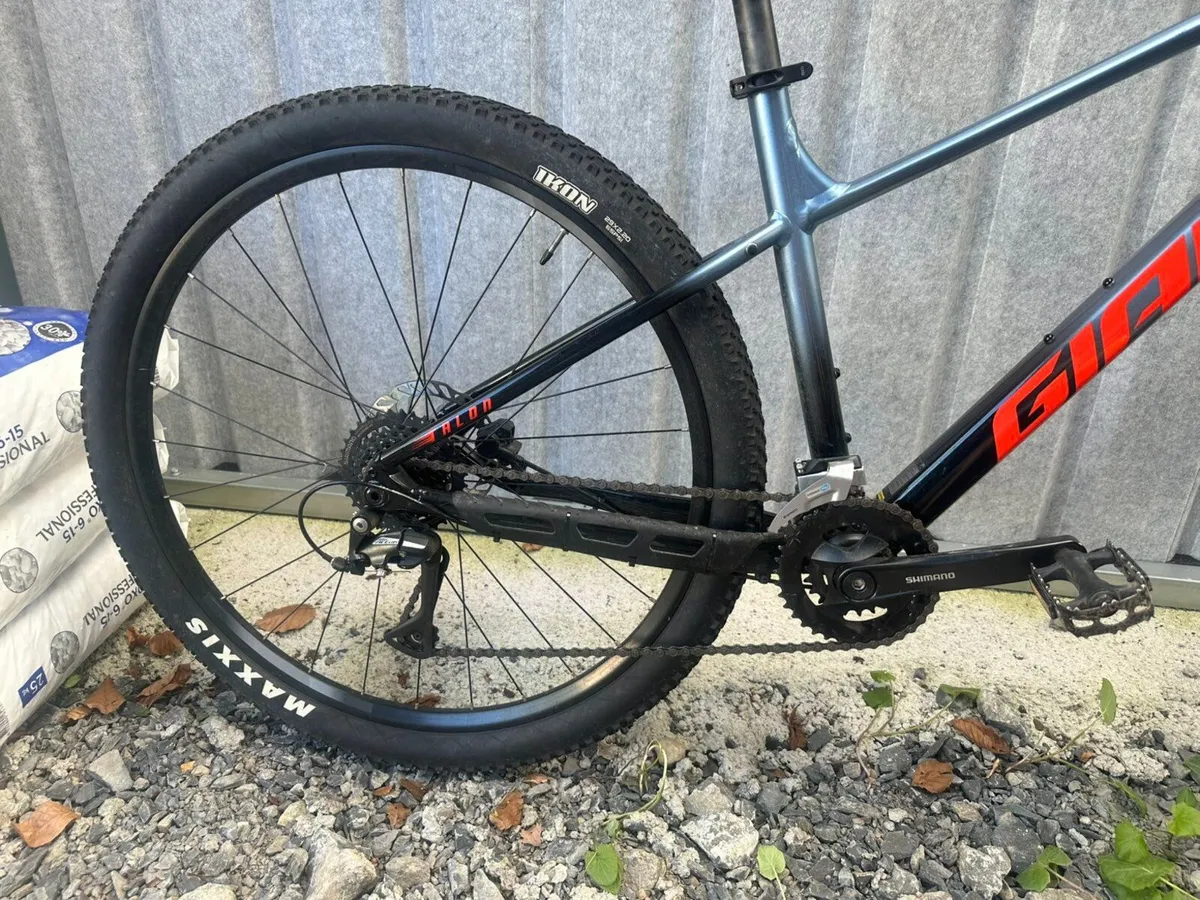 Giant talon 3 mountain bike - Image 3