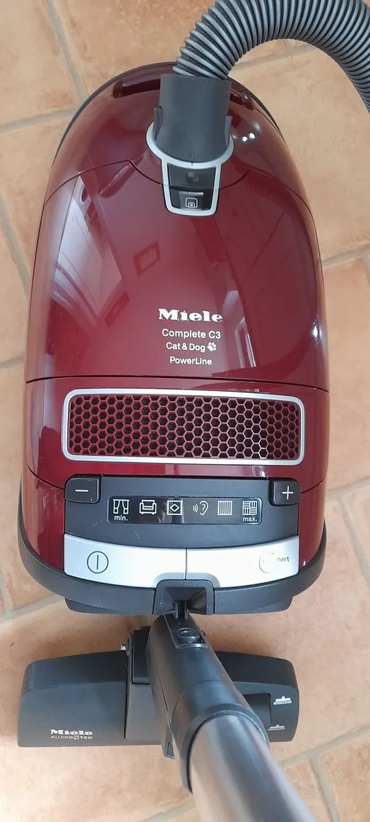 Miele vacuum/Hoover cleaner - Image 3