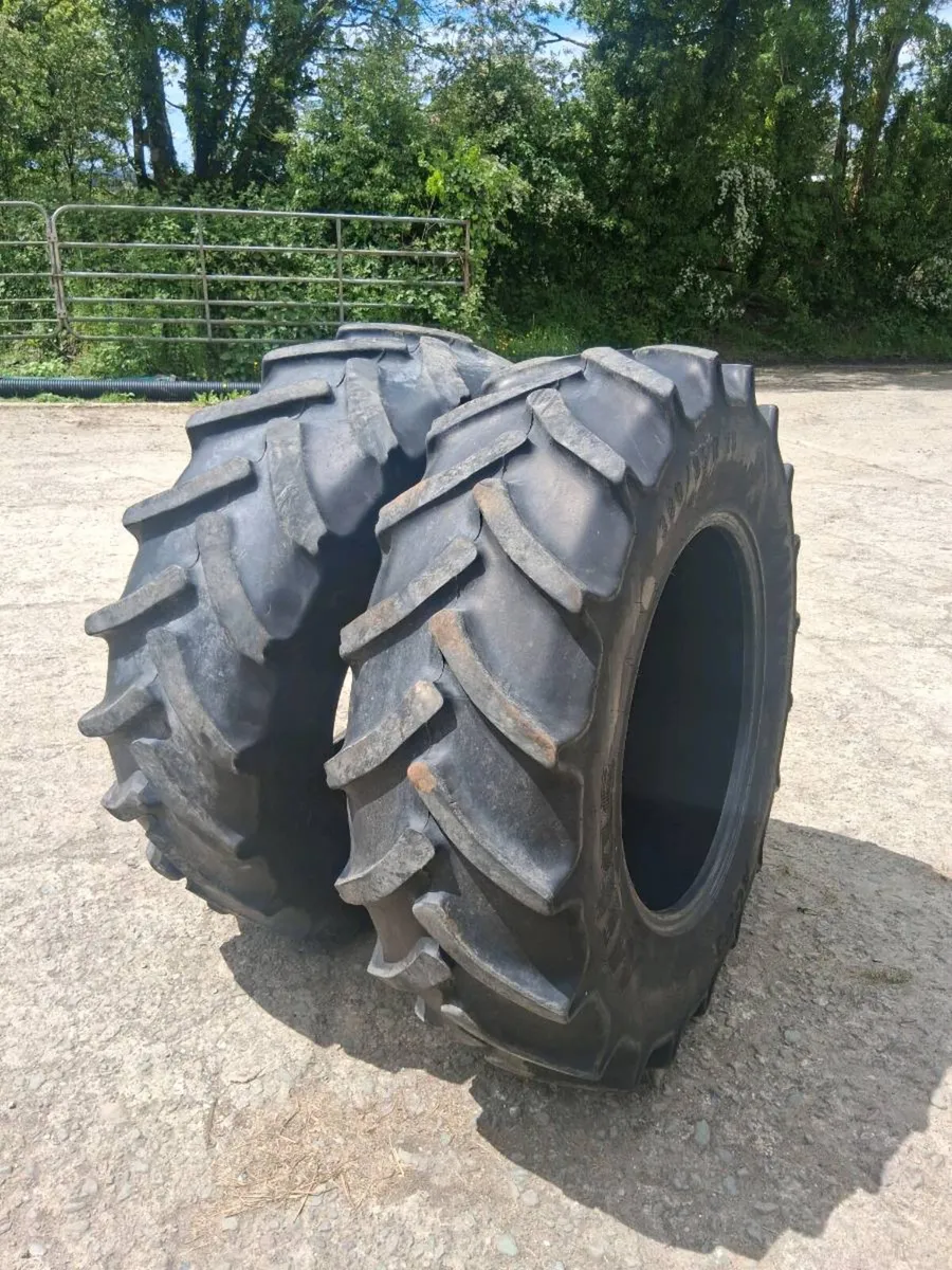 380 85 28 14.9x28 tyres - Image 1