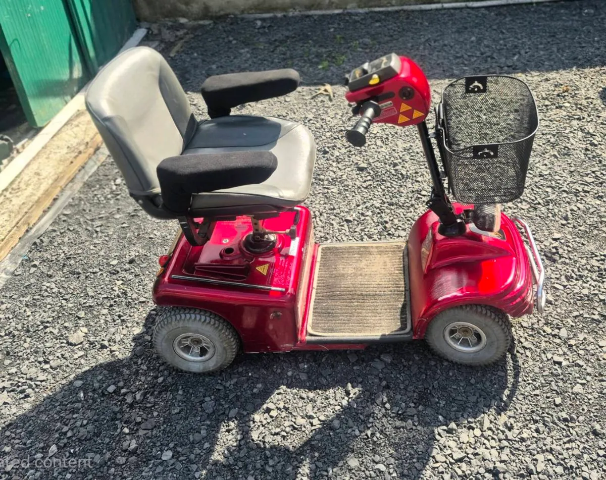 LIGHTWEIGHT MOBILITY SCOOTER BATTERY HAS BEEN CHAR - Image 2