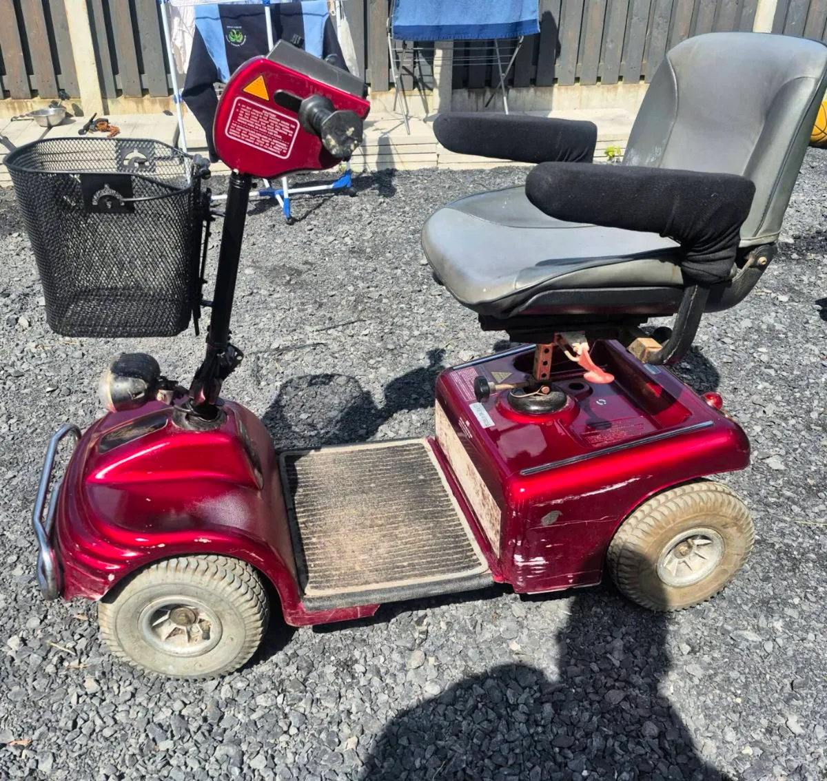 LIGHTWEIGHT MOBILITY SCOOTER BATTERY HAS BEEN CHAR - Image 1