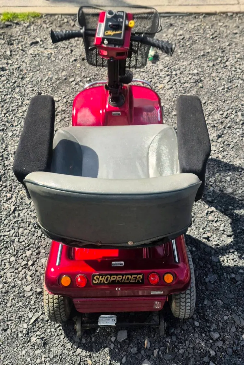 LIGHTWEIGHT MOBILITY SCOOTER BATTERY HAS BEEN CHAR - Image 4