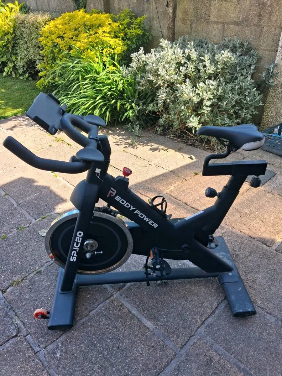 Gym equipment - Image 1