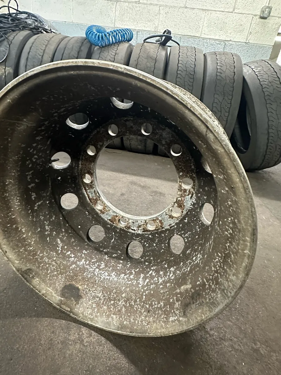 Alcoa wheels x2 - Image 2
