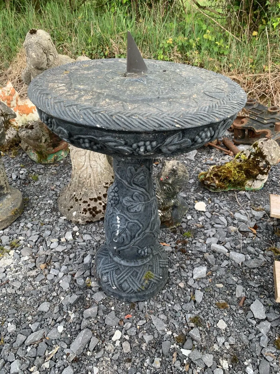 Garden furniture - Image 1
