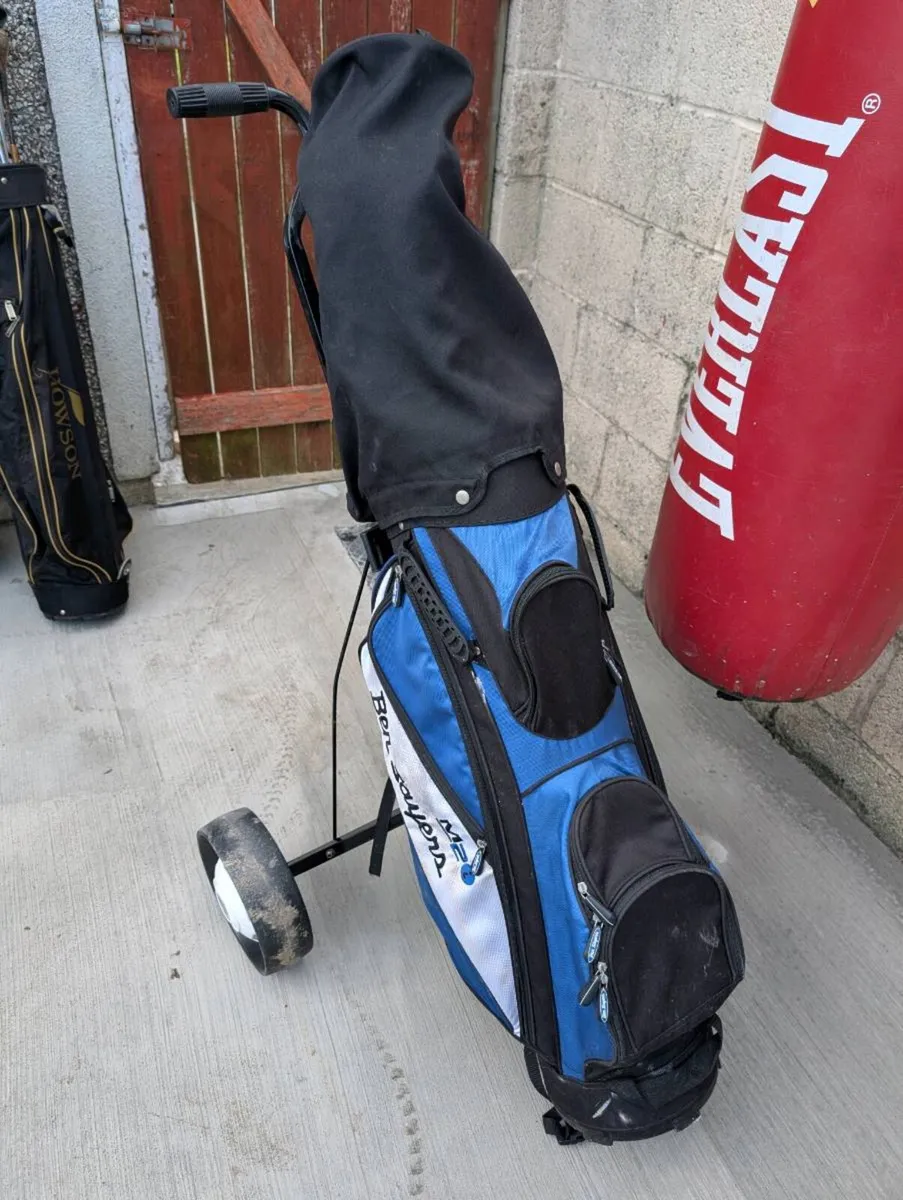 Adult set of Golf clubs & trolley - Image 1