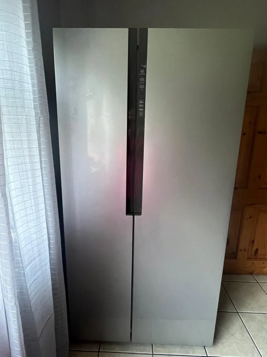 Fridge - Image 2