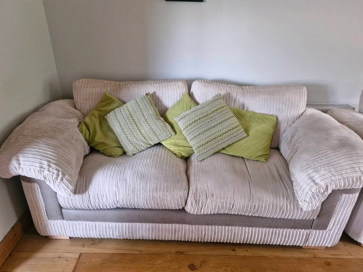 3 piece suite - Image 1