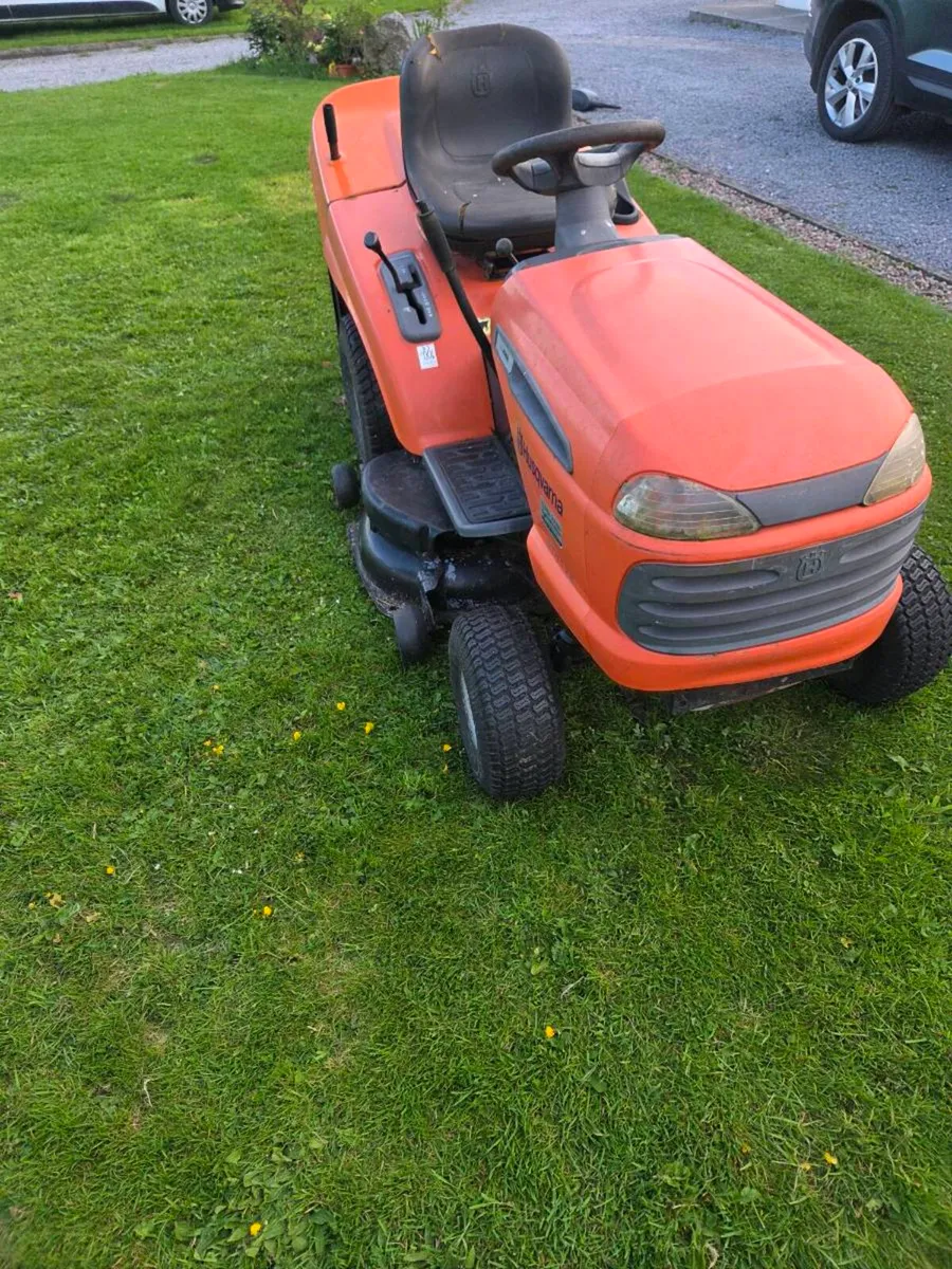 Husqvarna ride on mower - Image 2