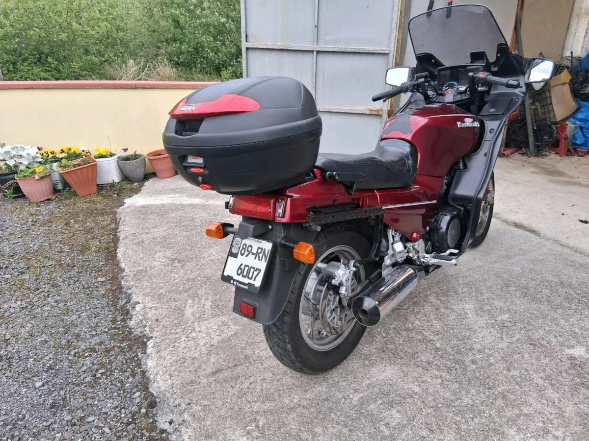 1989 Kawasaki GTR 1000 - Image 1